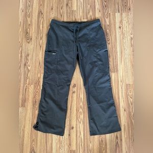 Women’s Cherokee Workwear Revolution Flare Leg Cargo Scrub Pant, Pewter, Size XL